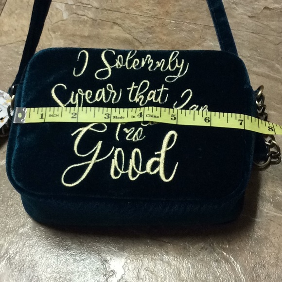 Harry Potter “I Solemnly Swear” green velour purse - Picture 6 of 7